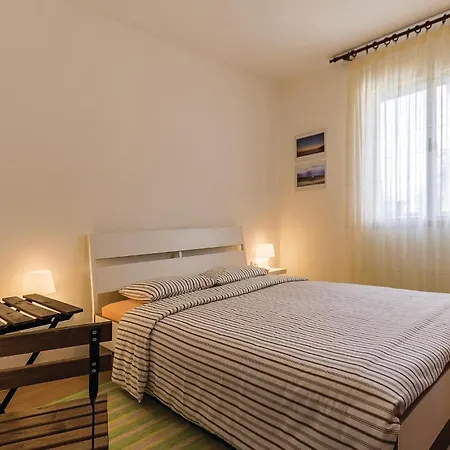 Gorgeous In With Wifi *