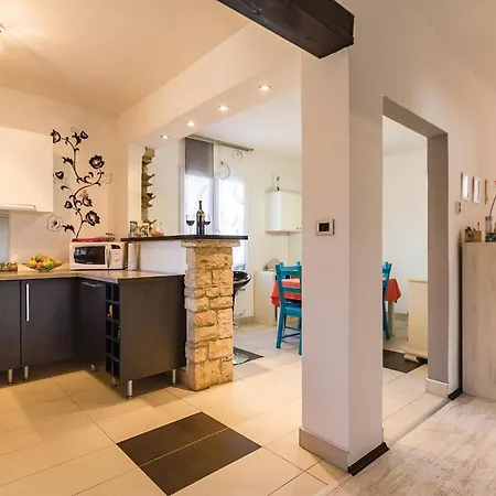Apartment Cozy In With Wifi
